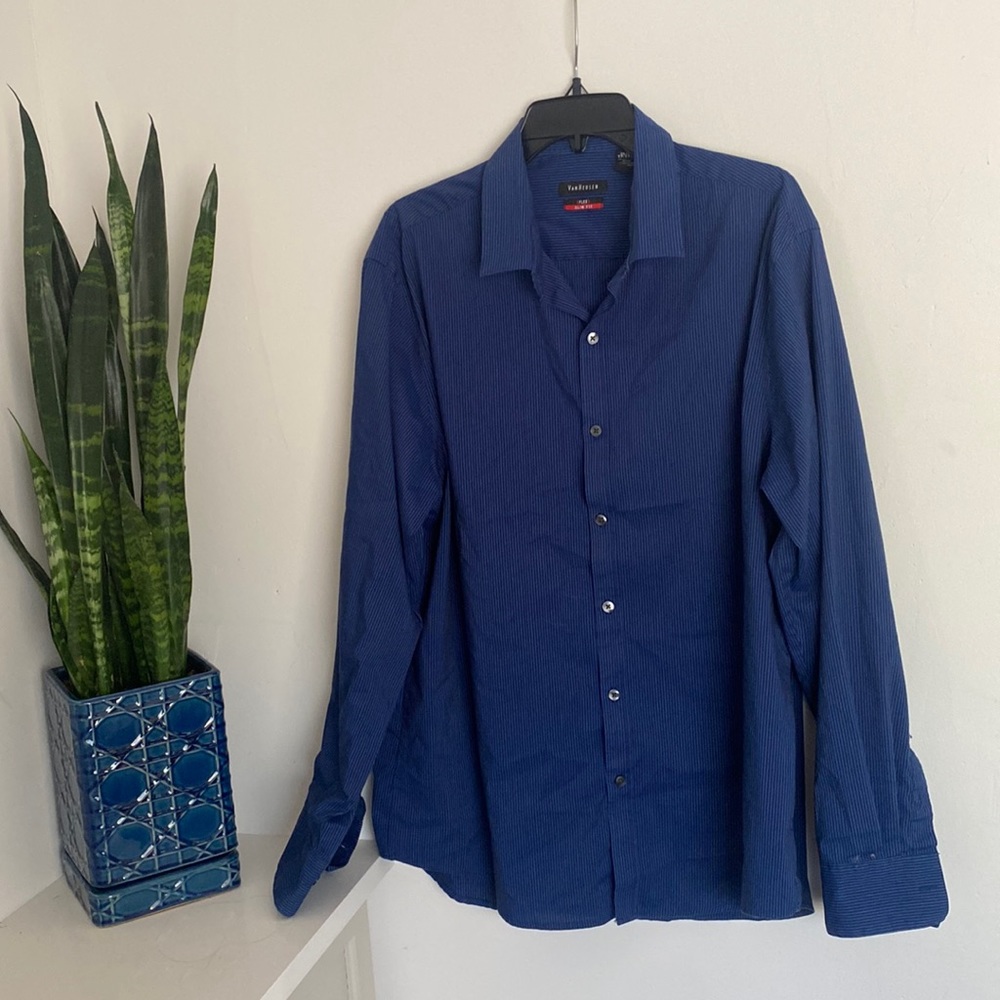 VanHeusen (Flex) Slim Fit Button Down